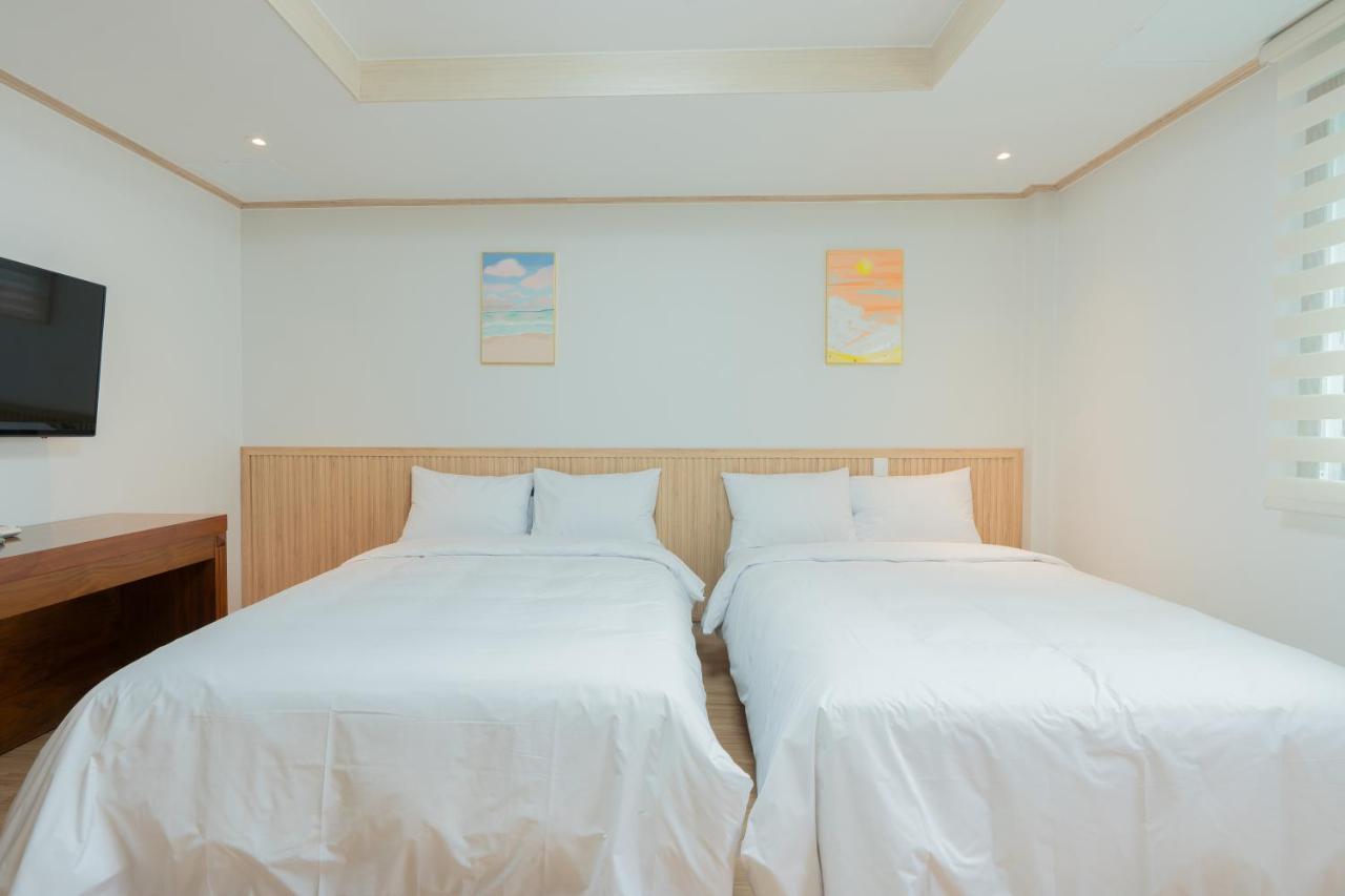Ocean Palade Hotel Jeju Bagian luar foto