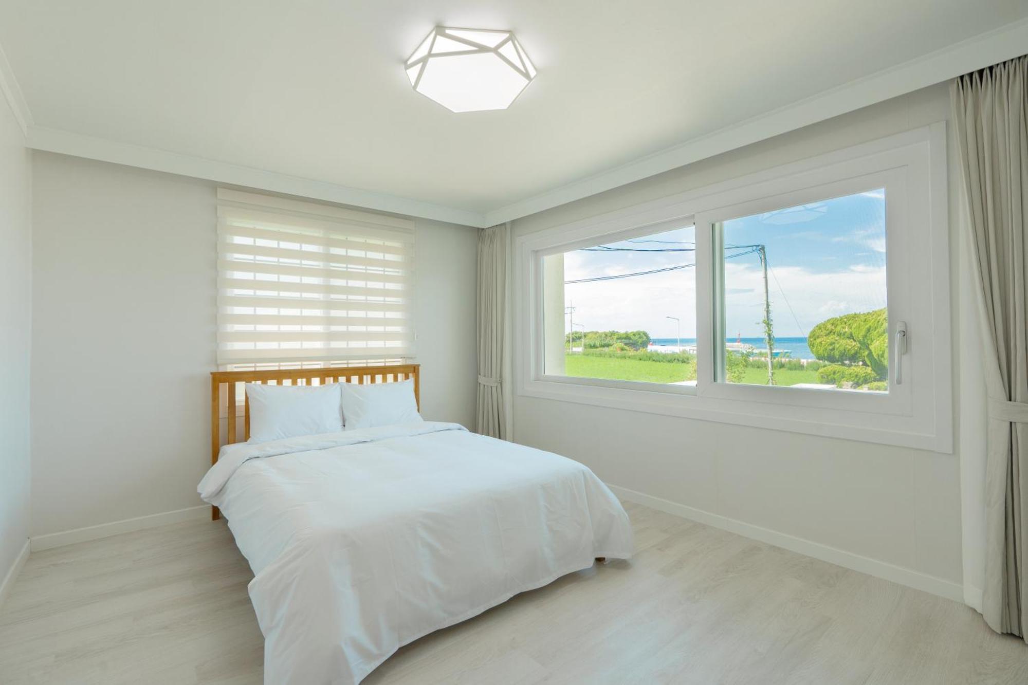 Ocean Palade Hotel Jeju Bagian luar foto