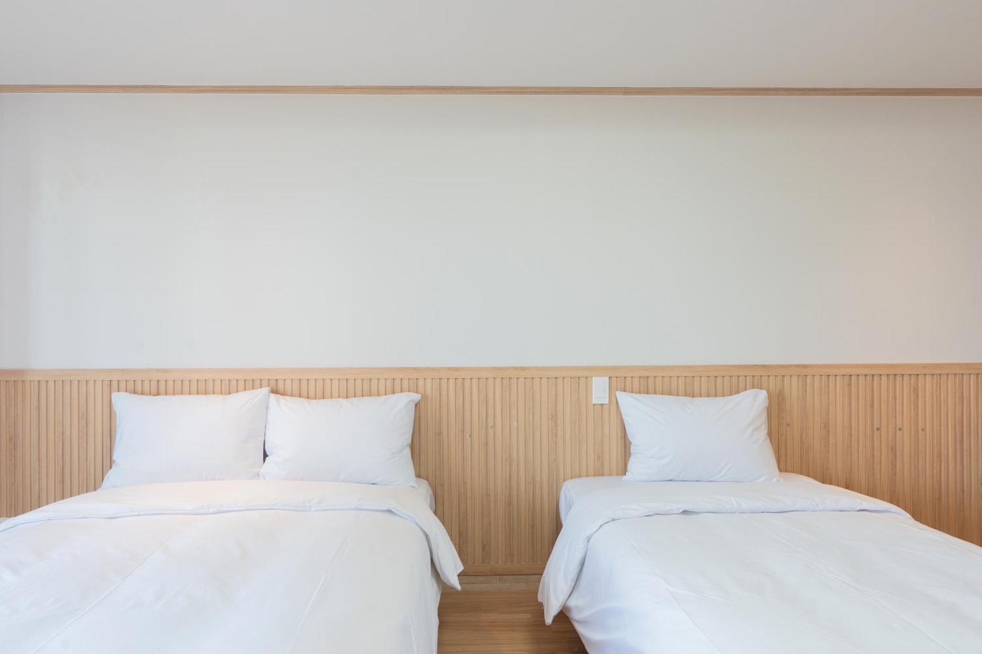 Ocean Palade Hotel Jeju Bagian luar foto