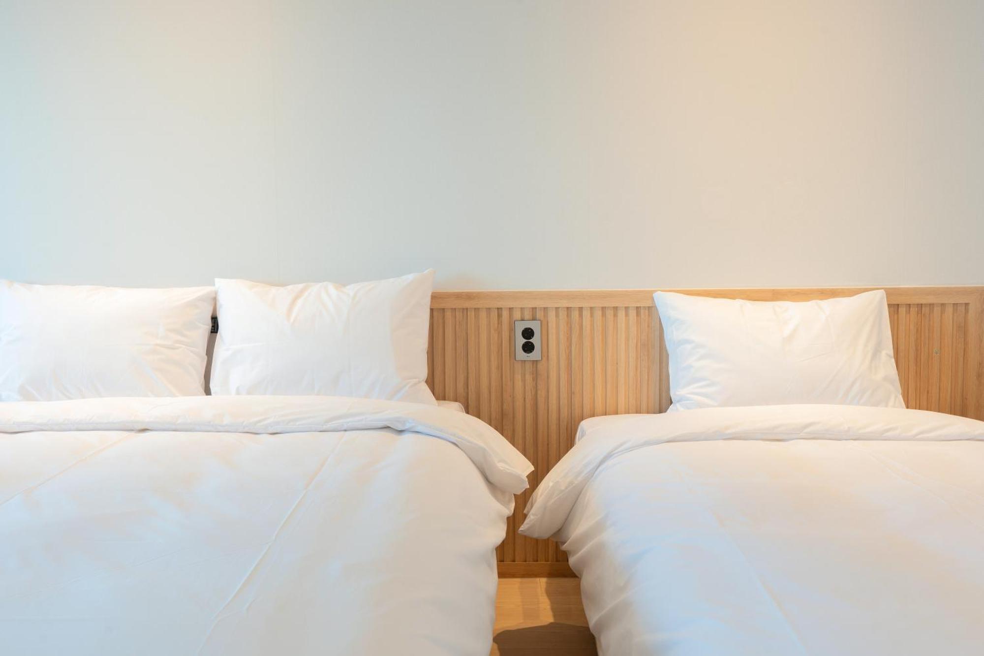 Ocean Palade Hotel Jeju Bagian luar foto